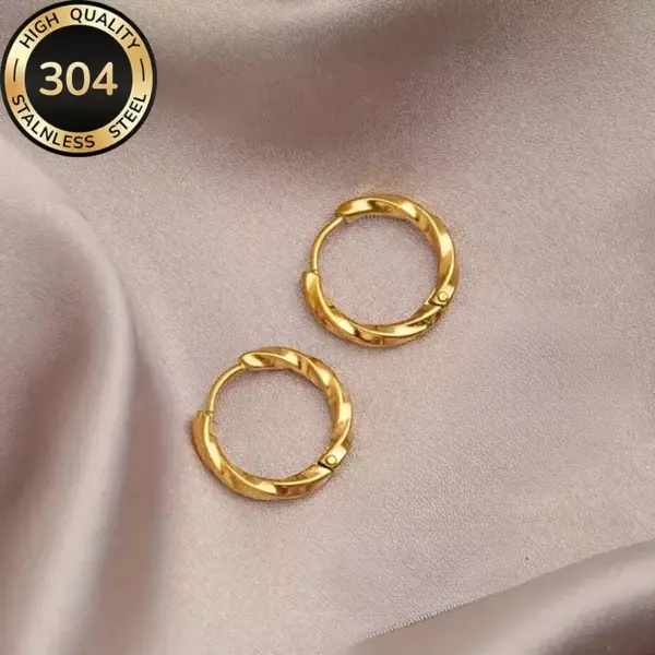 Wholesale Gold Plated Stainless Steel Hoop Earrings Hypoallergenic Comfortable Simple Elegant High Quality Fashionable Women's Earrings