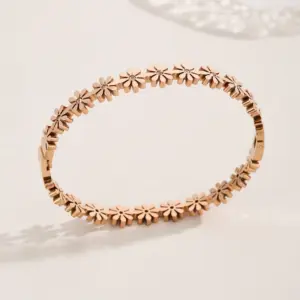 Rose / Gold