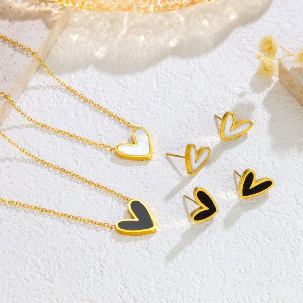 Wholesale [Hot Selling O-Necklace] Korean Style Minimalist Fashion Letter Necklace with Inspiration from Instagram - Gold