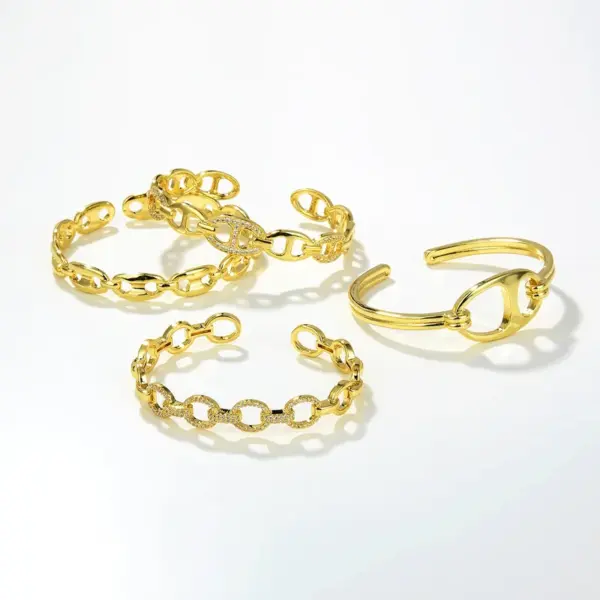 Wholesale Fashion New Inlaid Zirconium Geometric Metal Pig Nose Copper Open Bracelet Jewelry