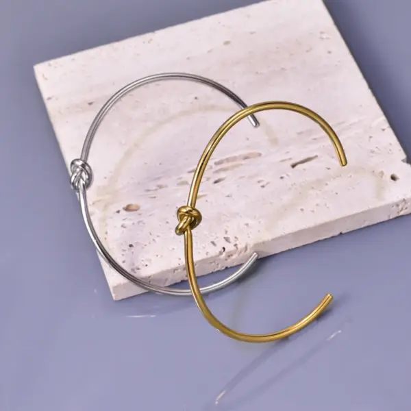 304 Stainless Steel C Shape PVD Coated 18K Real Gold Plated Vintage Style Waterproof Non Tarnish Plating Gold Bangle