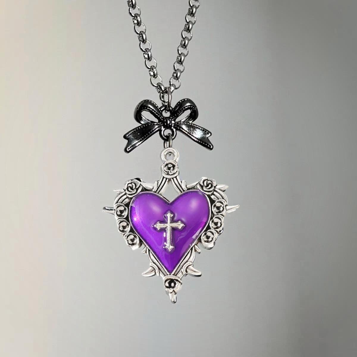 Wholesale Amazon cross-border foreign trade Gothic y2k subculture red love n pendant necklace factory direct
