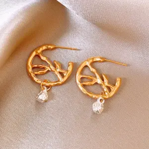 156# Silver Needle-Gold-Round