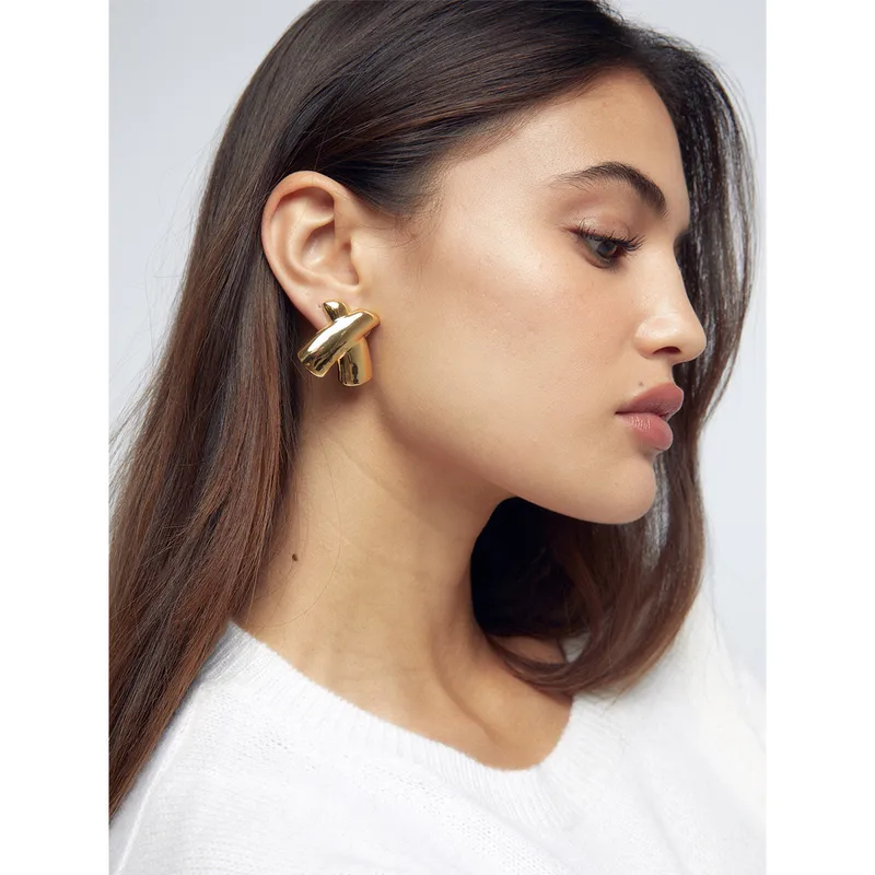Wholesale 1 Pair Vintage Style Exaerated Classic Style Color Block Mixed Metal 304 Stainless Steel 18K Gold Plated Ear Studs