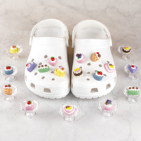 oly-43c28fa8f116867f99b6550e6fec464e Wholesale Cross-Border Versatile 3D Garden Shoe Buckle Decoration Accessories in Stock Cartoon Adult and Children's Clog Shoe Charms