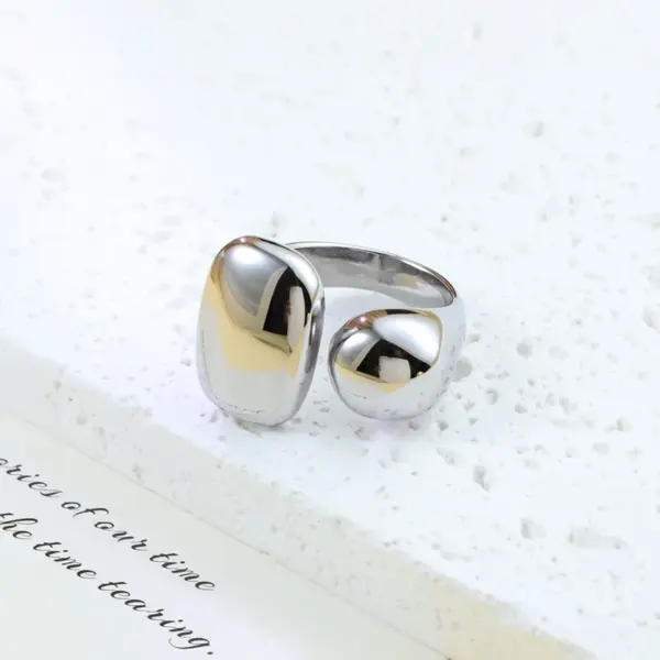 Wholesale 304 Stainless Steel Round Dots PVD Coated 18K Real Gold Plated Vintage Style Simple Style Roman Style Waterproof Non Tarnish Handmade Plating Gold Rings