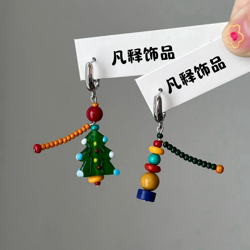 Wholesale Retro colored asymmetrical earrings