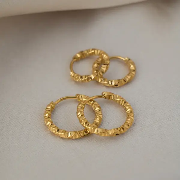 PVD Coated Real Gold Plated 18K Gold Twist 304 Stainless Steel IG Style Preppy Style Streetwear Waterproof Non Tarnish Hoop Earrings