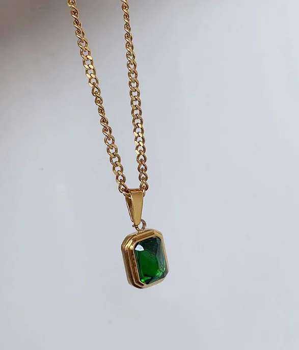 oly-4422913a747363035689a134c1b1cd99 Wholesale PVD Coated Real Gold Plated 18K Gold Heart 304 Stainless Steel Titanium Steel Waterproof Non Tarnish 304 Stainless Steel Titanium Steel Necklace