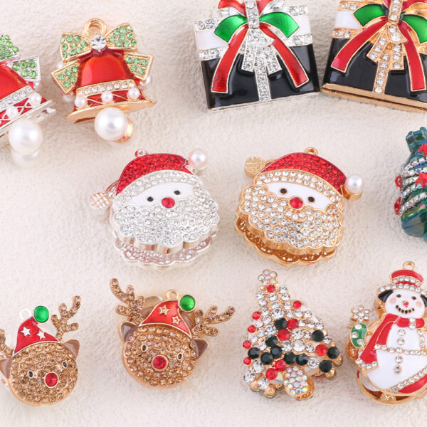 oly-443d81316456752f2d87da11d353c977 Wholesale Santa Christmas Tree Elk Straight Hole Beads DIY Mobile Phone/KeyChain/Bag Chain Accessories
