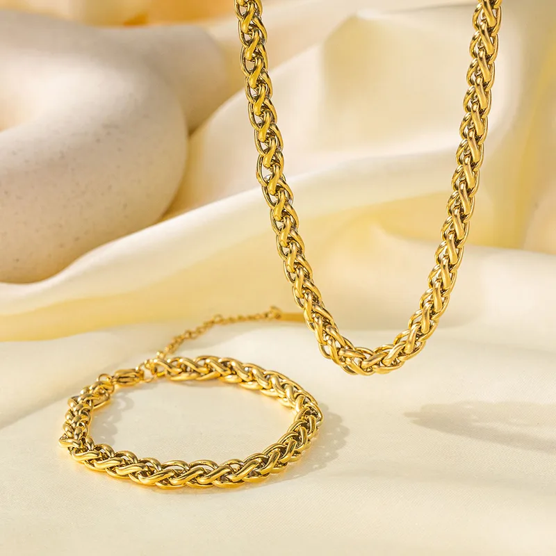 Wholesale PVD Coated Real Gold Plated 18K Gold Solid Color 304 Stainless Steel Simple Style Waterproof Non Tarnish Bracelets Necklace