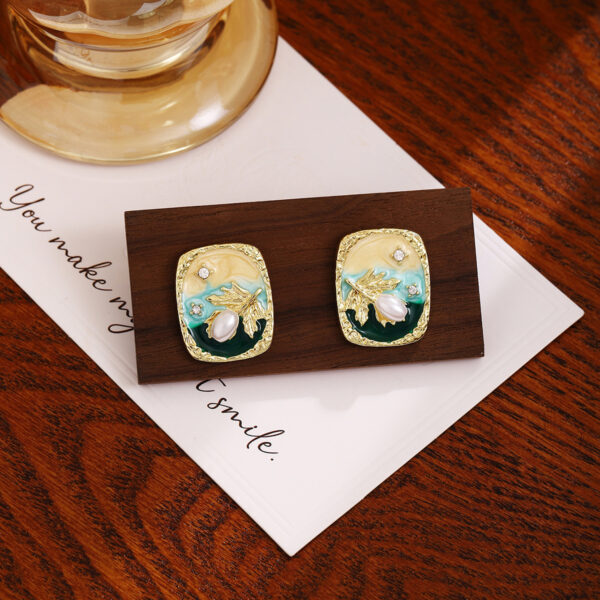 oly-4460c6726197993af08c108f3a332a44 Wholesale Sier Needle French Retro Art Oil Painting Wheat Ear Earrings Light Luxury High-grade Oil opping Oval Sunset Pearl Earrings