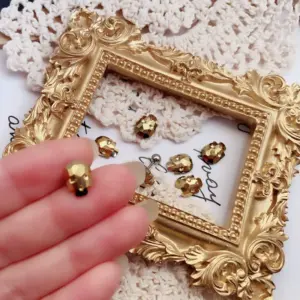 Mine Gold Skull Twist Ball Ear Bone Stud Single