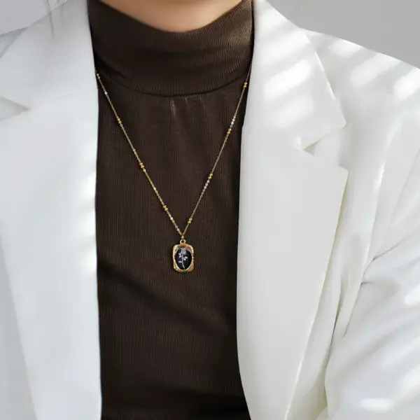 Wholesale PVD Coated Real Gold Plated 18K Rose 304 Stainless Steel Sweet Simple Style Waterproof Non Tarnish Pendant Necklace Long