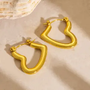 EH0122 Earrings / Gold