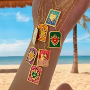 Double Heart Pendant Necklace Diamond Embedded Titanium Steel Love Lockbone Chain Fashion Accessory For Women