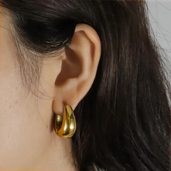 Wholesale 1 Pair Classic Style Commute Geometric Plating 304 Stainless Steel Earrings