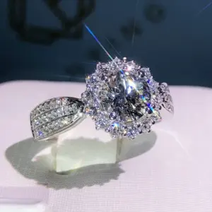Wholesale Jewelry Simple Style Flower Copper Artificial Gemstones Diamond