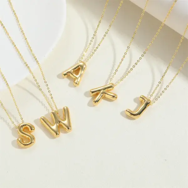 Wholesale Copper 14K Gold Plated Vintage Style Simple Style Commute Letter Pendant Necklace
