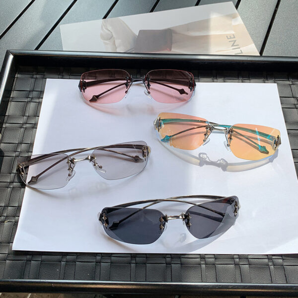 Wholesale 2024 European and American Hot Girls Frameless Cut Edge Sunglasses Fashionable High-End Personalized Metal Glasses Star Sunglasses Women's Trendy