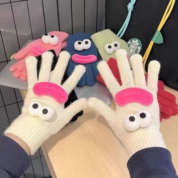 Wholesale Cute and quirky warm fce-lined knitted gloves