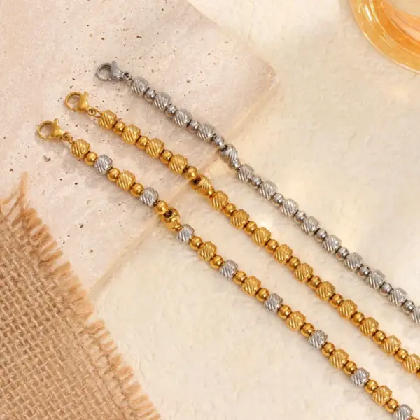 Casual Simple Style Round Titanium Steel 18K Gold Plated Bracelets In Bulk