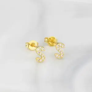 Gold / Letter S