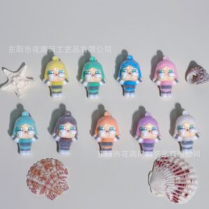 Crying baby standing pose-9 colors / All are shipped by default - select the color and contact customer service