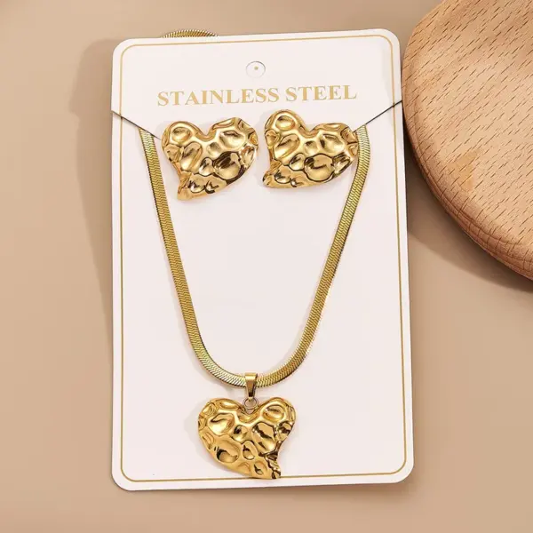 Wholesale Jewelry Casual Vacation Modern Style Round Heart Shape 304 Stainless Steel 18K Gold Plated Electroplating Polishing Plating Snake Chain Jewelry Set