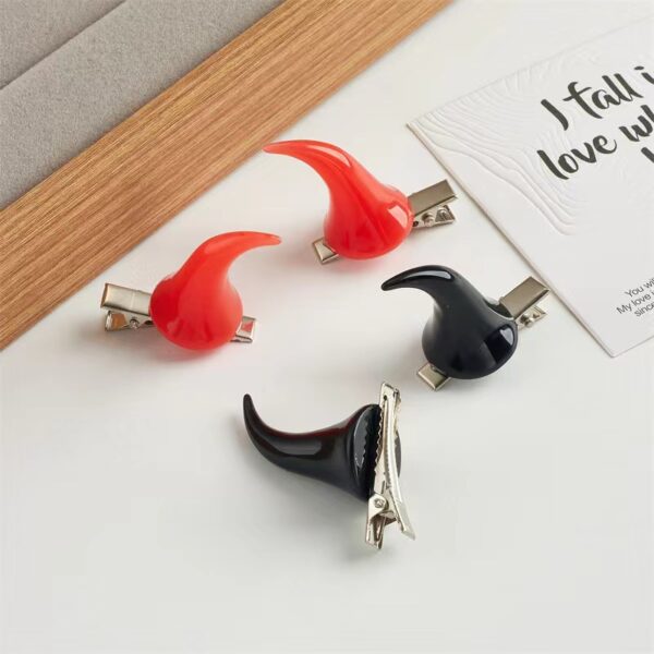 Wholesale Cross-border Hot Sale Halloween Devil Horn Hairpin Top Head Pressing Hair Top Clip Hair Accessories Creative Personality Holiday Decoration