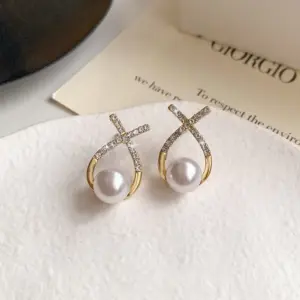15-Cross Rhinestone Pearl Stud Earrings-.