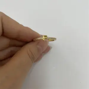 14K Real Gold-Letter F / One Size