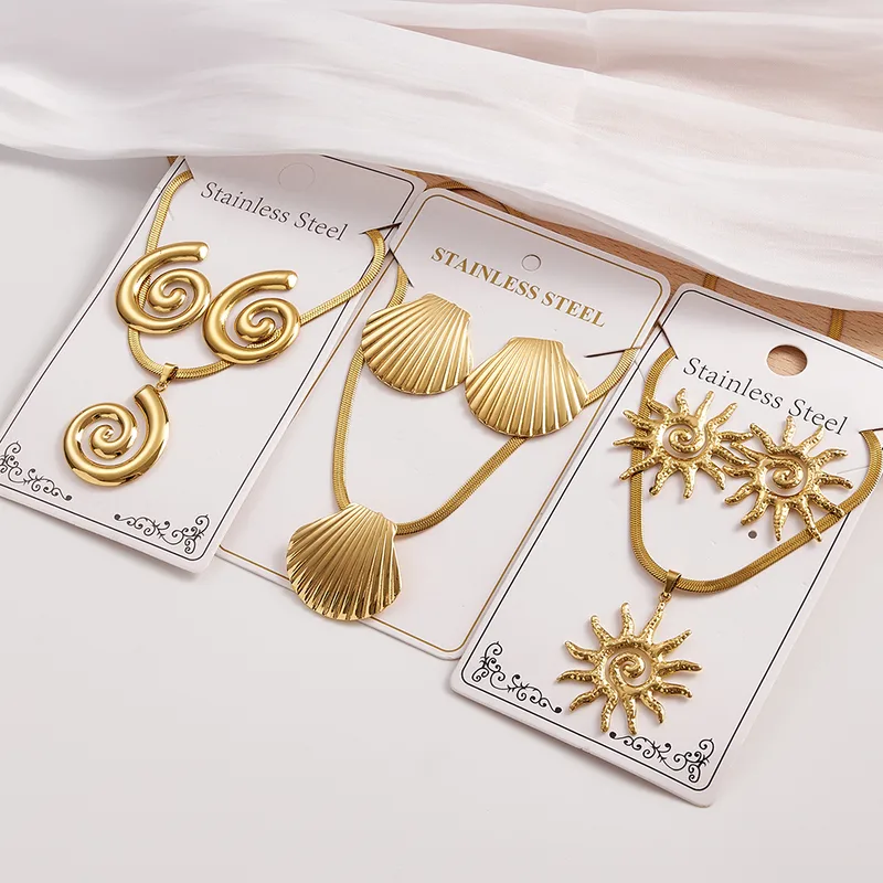 Wholesale Sun Spiral Shell Earrings Necklace Set 304 Stainless Steel Electroplated Jewelry Set Casual Holiday Modern Style For Women