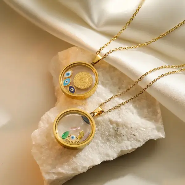 Wholesale PVD Coated Devil's Eye 304 Stainless Steel Simple Style Commute Waterproof Non Tarnish 304 Stainless Steel Pendant Necklace