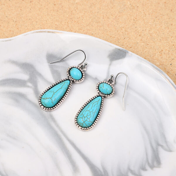 Wholesale European and American creative turquoise earrings exaggerated new ancient silver turquoise earrings factory direct supply