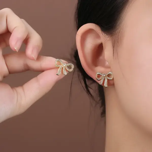 Wholesale 1 Pair Elegant Lady Star Heart Shape Butterfly Plating Inlay Copper Artificial Diamond Ear Studs