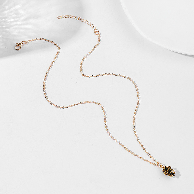 Wholesale Alloy chain pine cone necklace choker necklace