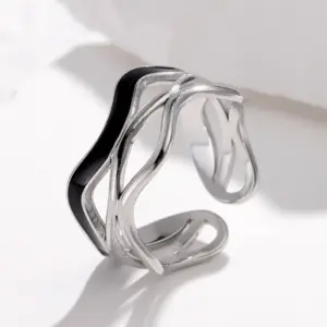 Silver / Adjustable Opening