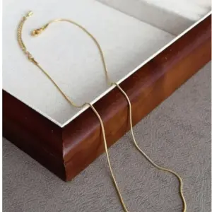 11. 0.9 round Thin Snake Bone 41 5 / Titanium Steel/Polishing/Furnace Vacuum Plating 18K Gold