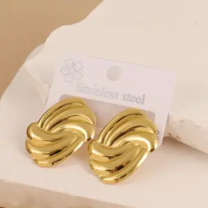 Gold / Average Size / Style 149