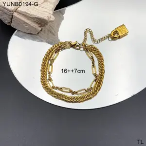 PVD Coated Real Gold Plated 18K Gold Letter Butterfly Lock 304 Stainless Steel Elegant Waterproof Non Tarnish 304 Stainless Steel Bracelets