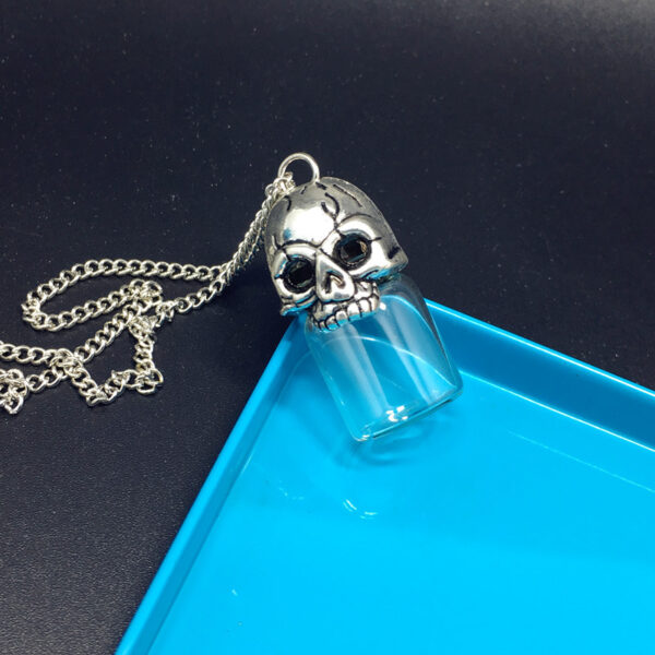 Wholesale Gothic Skull Pendant Hair Collection Commemorative Glass Wishing Bottle Openable Pet urn Necklace