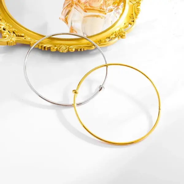 Wholesale 304 Stainless Steel Solid Color Ion Plating (IP) 18K Gold Plated Simple Style Classic Style Waterproof Non Tarnish Plating Choker