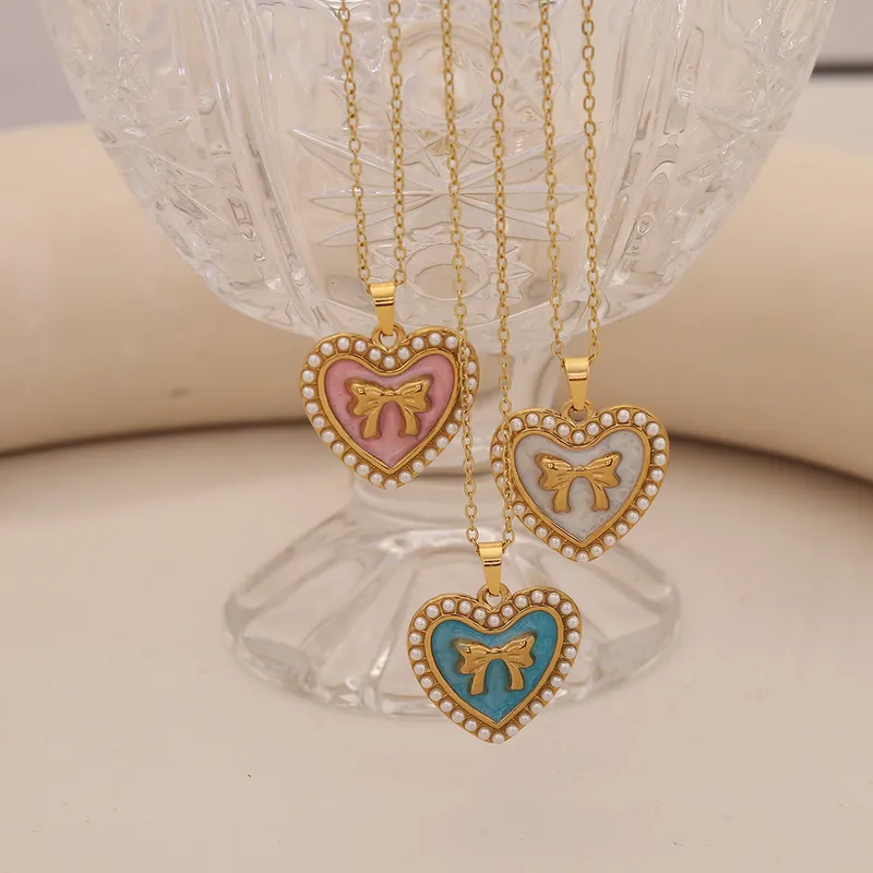 Wholesale PVD Coated 18K Gold Real Gold Plated Heart Shape Bow Knot 304 Stainless Steel Cute Romantic Waterproof Non Tarnish 304 Stainless Steel Lobst