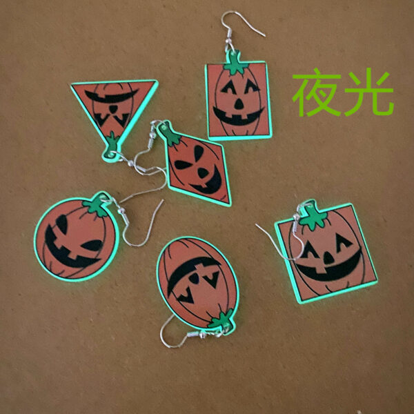 Wholesale Cross-Border Amazon Acrylic Pumpkin Head Luminous Earrings Halloween Funny Horror Creative Party Earrings