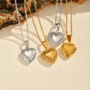 Wholesale Jewelry Fashion Heart Shape 201 Stainless Steel Artificial Diamond Plating Inlay Stainless Steel Necklaces