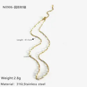 Gold Clip Chain / One Size