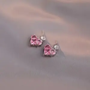 E0068 Heart-shaped Pink Earrings