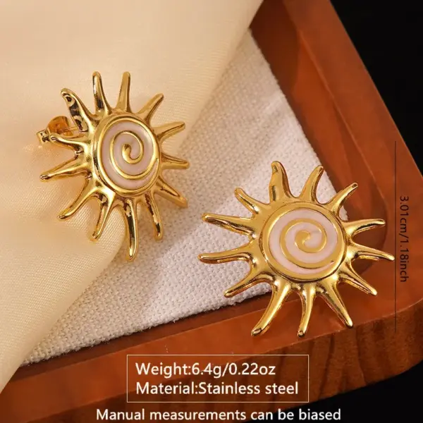 Elegant Sun Turbine Design Earrings Pair For Ladies Casual Wear Vacation Photography Stylish Geometric Pattern Stainless Steel