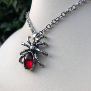 Wholesale Cross-border foreign trade Amazon Gothic Punk Red Crystal Cute Spider Pendant Necklace Factory Direct